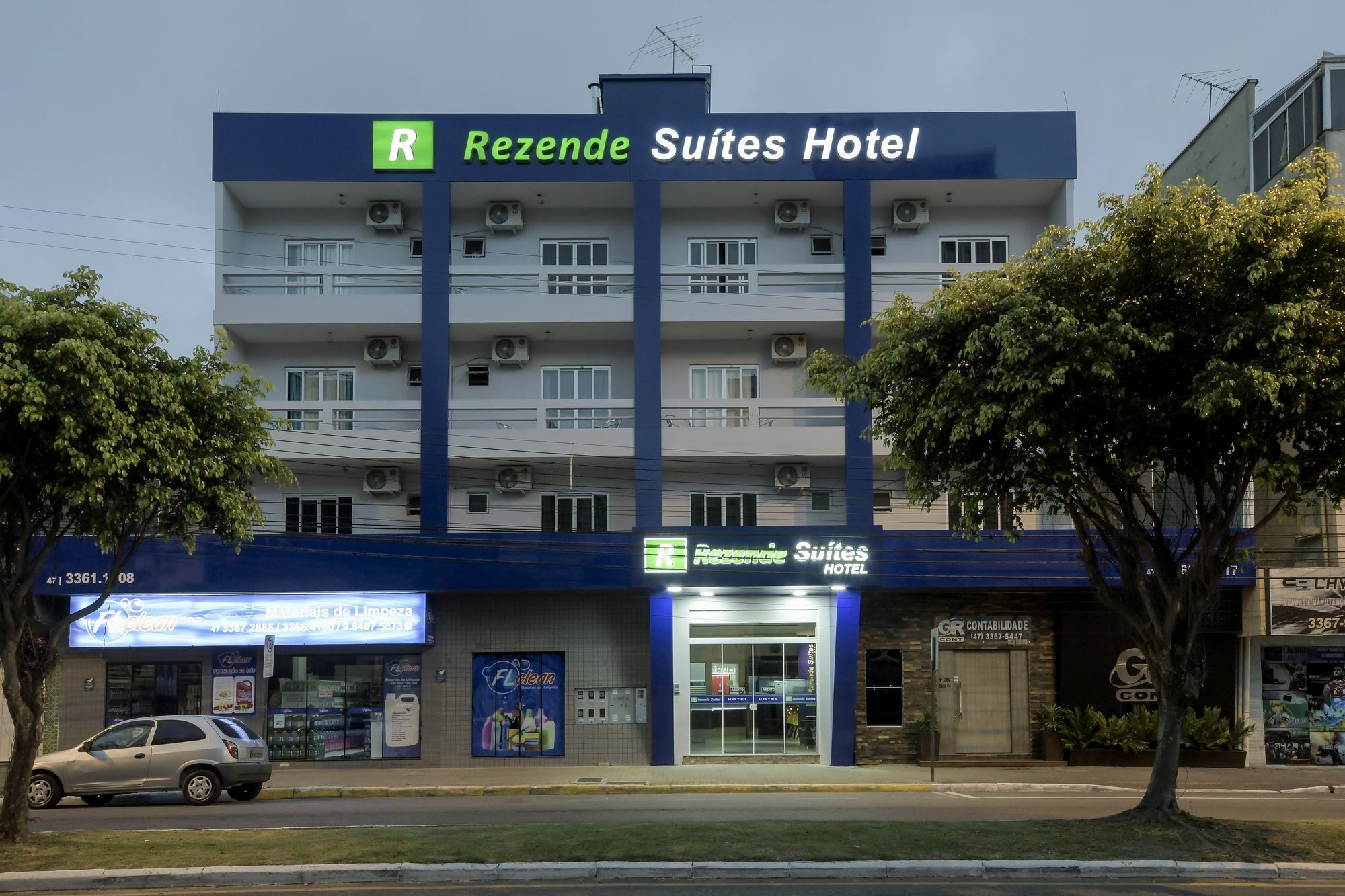Rezende Suítes Hotel Balneário Camboriú Exterior foto